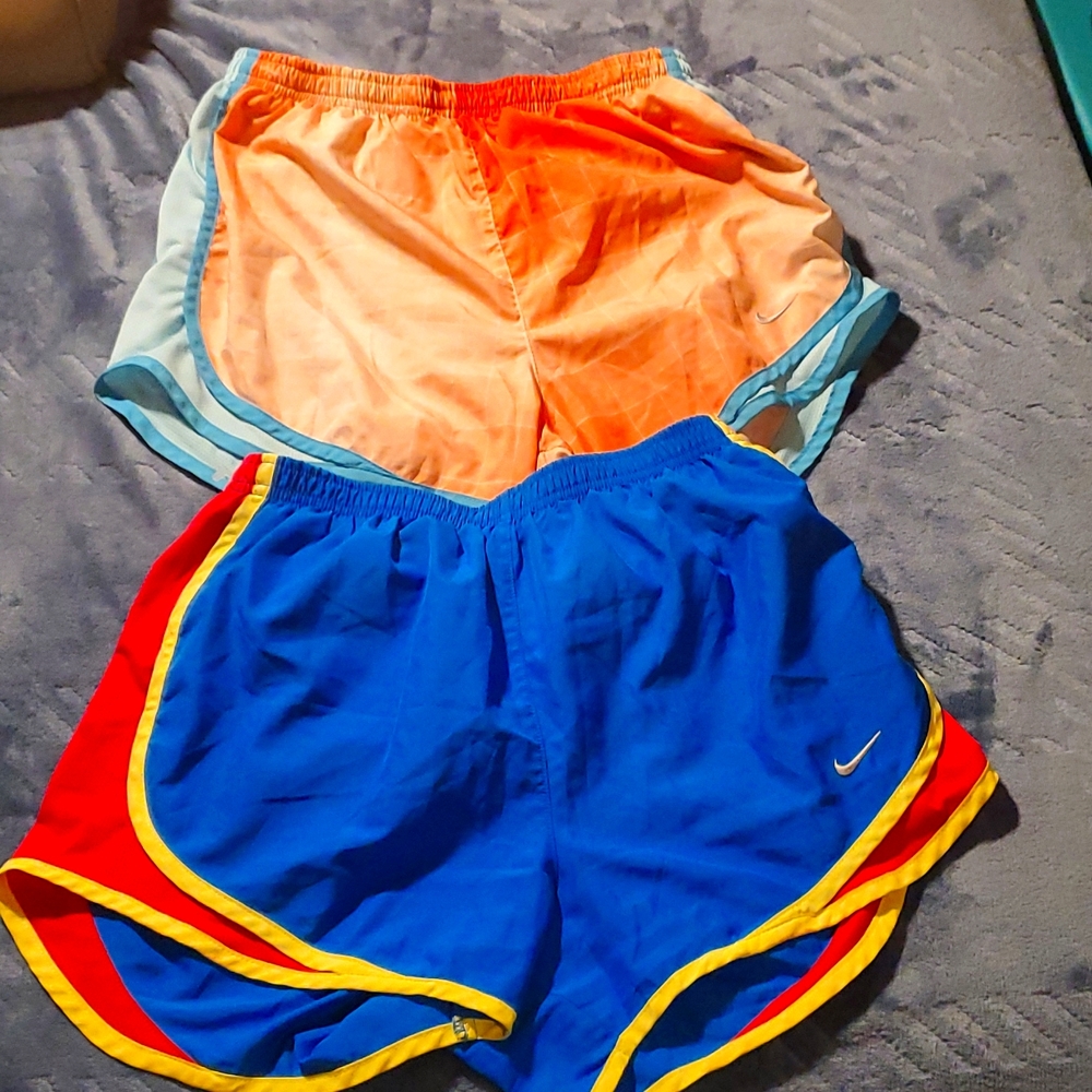 2 nike shorts size s for women